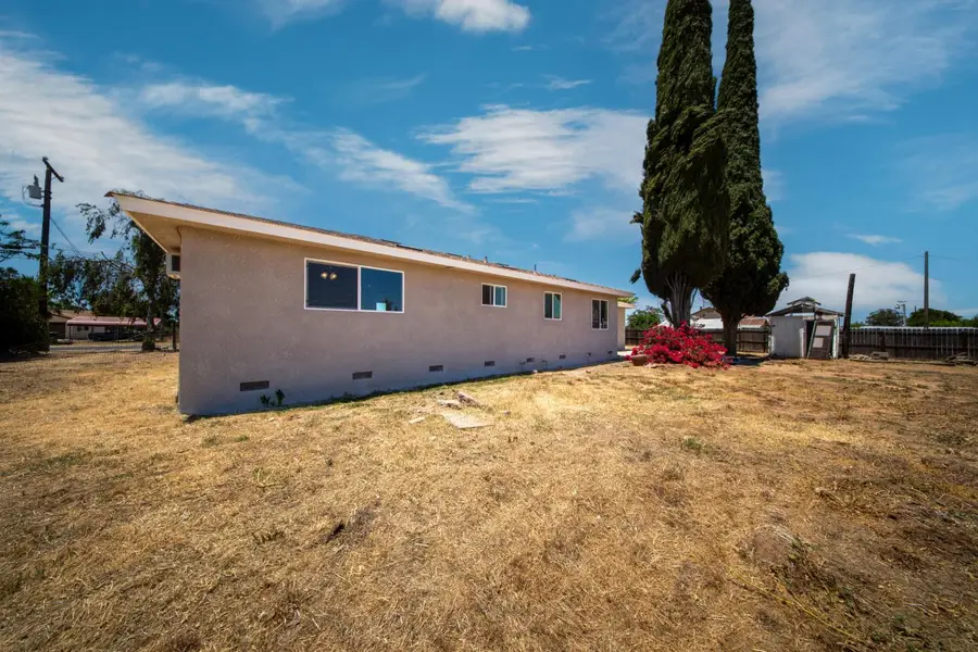 1557 Owens Street, Madera, CA 93638 - #3