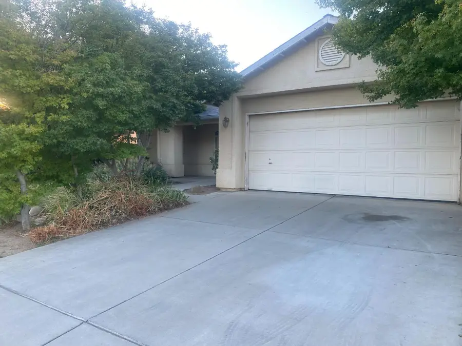 609 Merlot Avenue, Madera, CA 93637 - #2