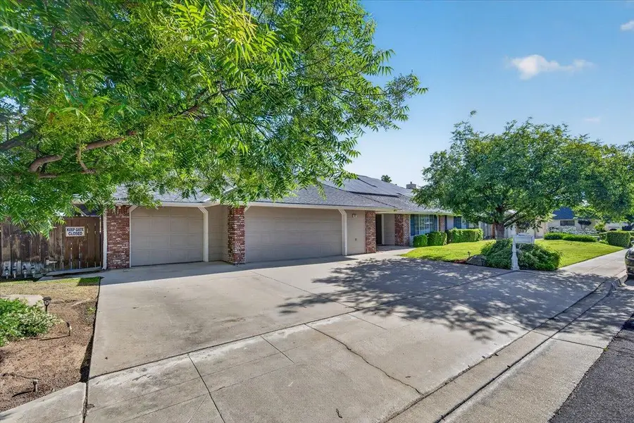 321 W Paul Avenue, Clovis, CA 93612 - #3