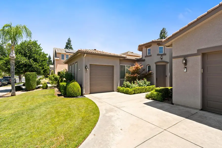 3112 Everglade Avenue, Clovis, CA 93619 - #3