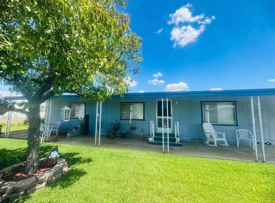 1701 Dinuba Avenue #140, Selma, CA 93662 - #3