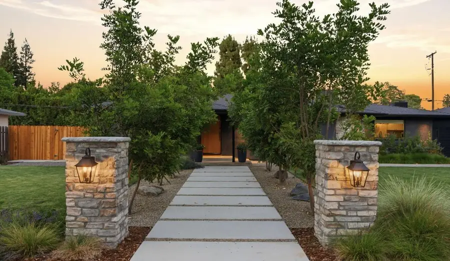 5708 N Pleasant Avenue, Fresno, CA 93711 - #2