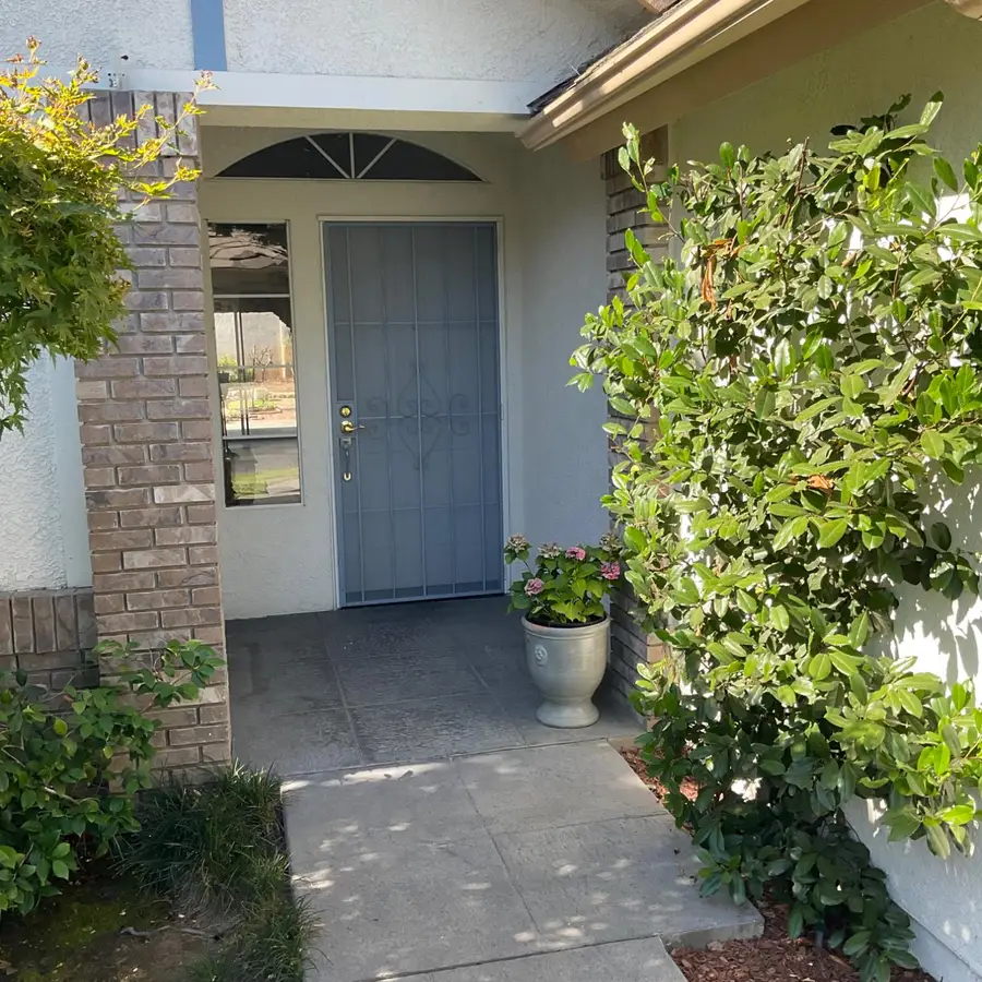 2270 Dawson Cove Lane S, Clovis, CA 93611 - #3