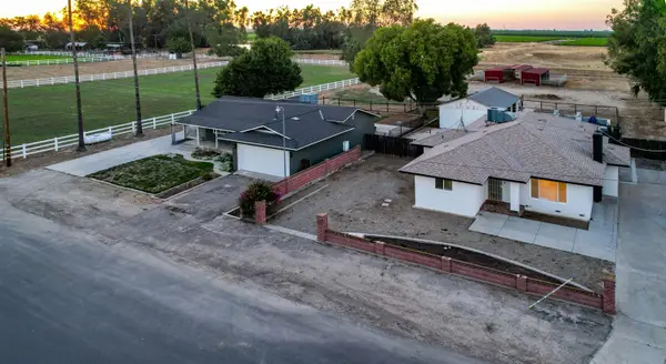 1374 E Gaschen Avenue, Fresno, CA 93725