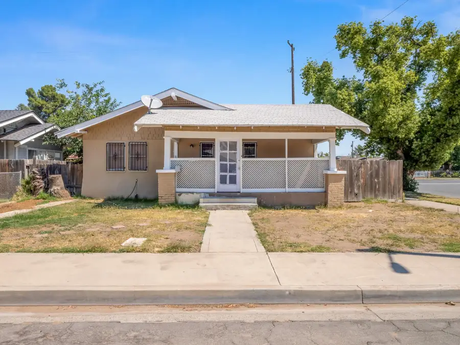 3957 E Verrue Avenue, Fresno, CA 93702 - #3
