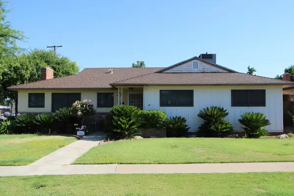 3907 E Acacia Avenue, Fresno, CA 93726