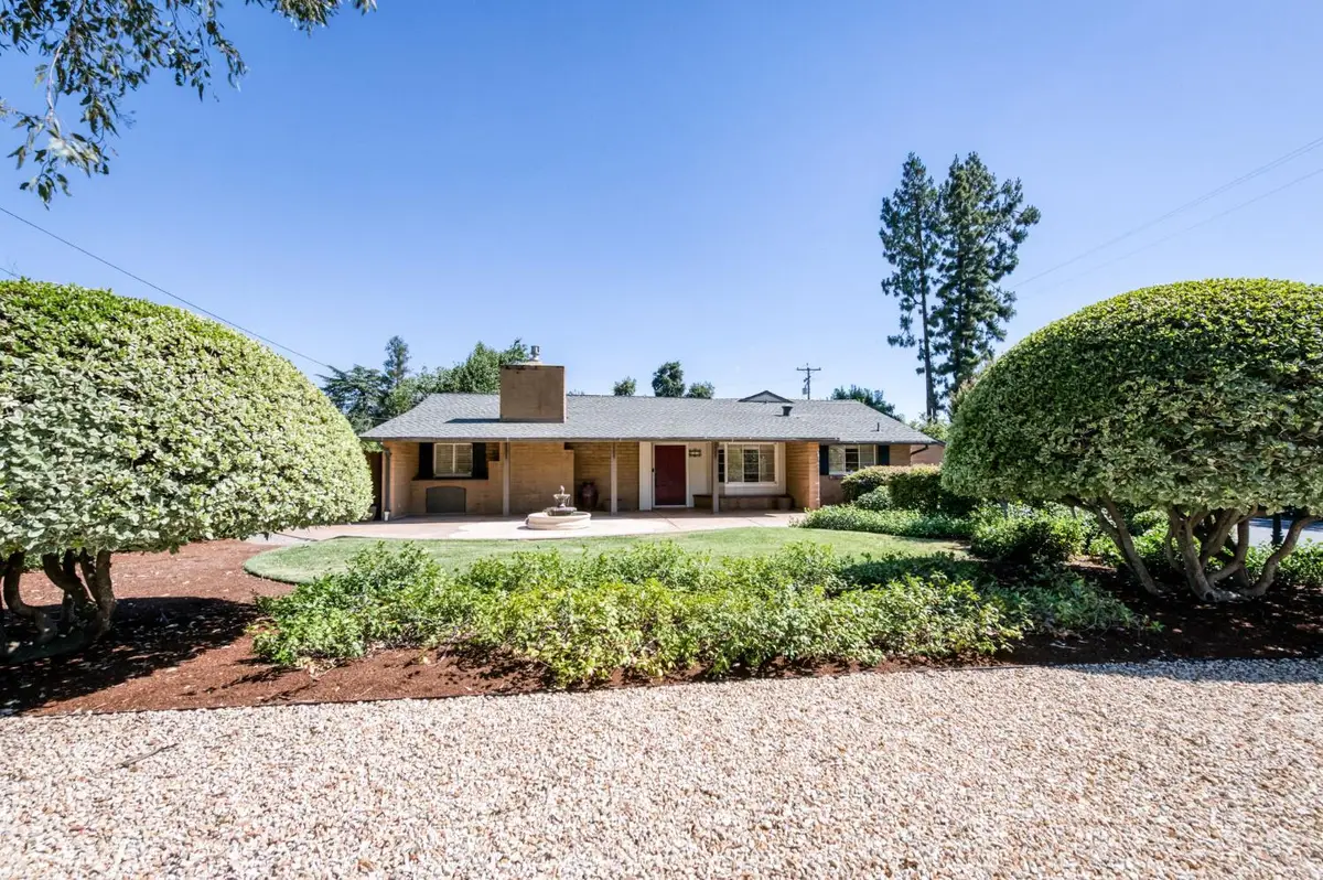 812 E Rialto Avenue, Fresno, CA 93704 - #1