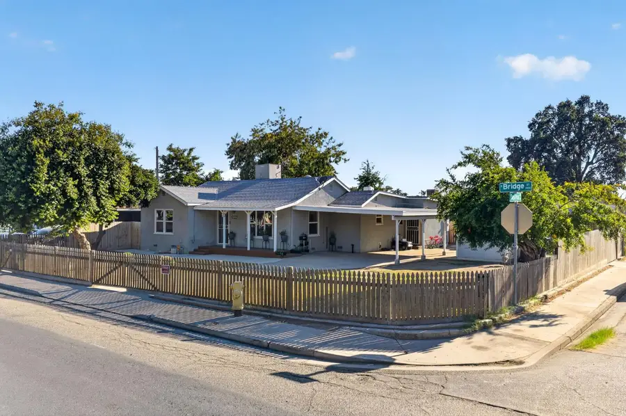 1919 N Bridge, Visalia, CA 932 - #2