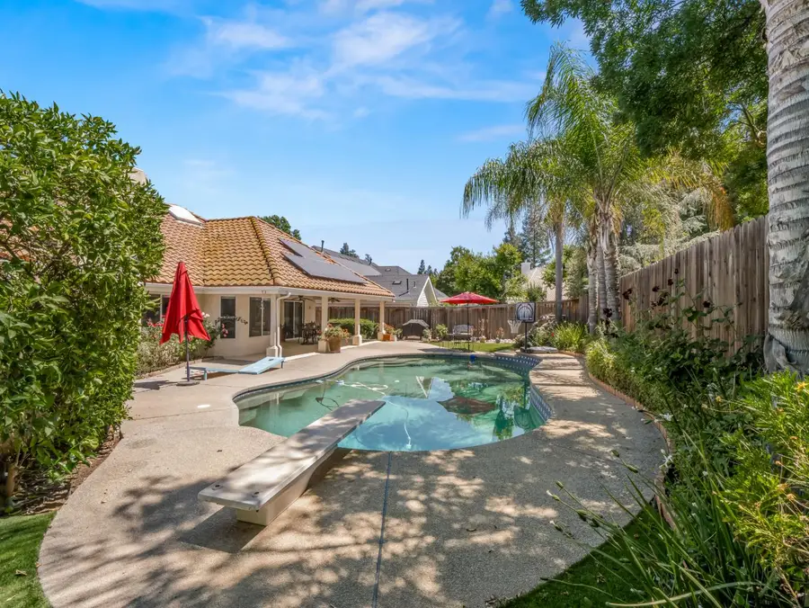 9377 N Saint Martin Drive, Fresno, CA 93720 - #3