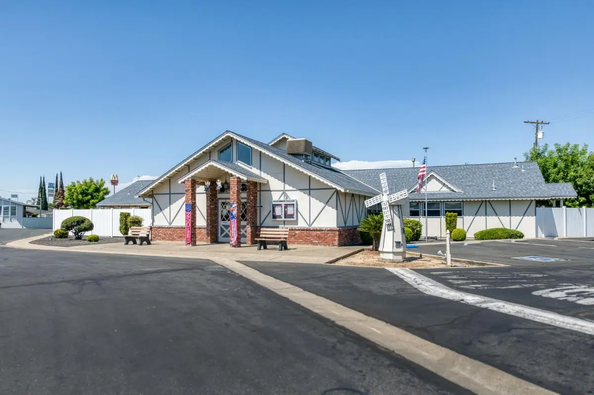 1551 6th Avenue Drive #29, Kingsburg, CA 93631 - #1
