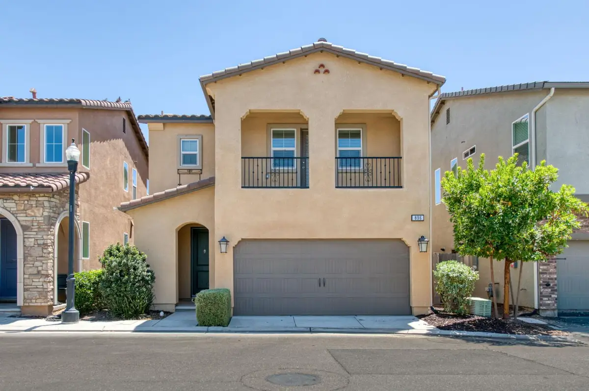 896 Lassen Lane W, Madera, CA 93636 - #1