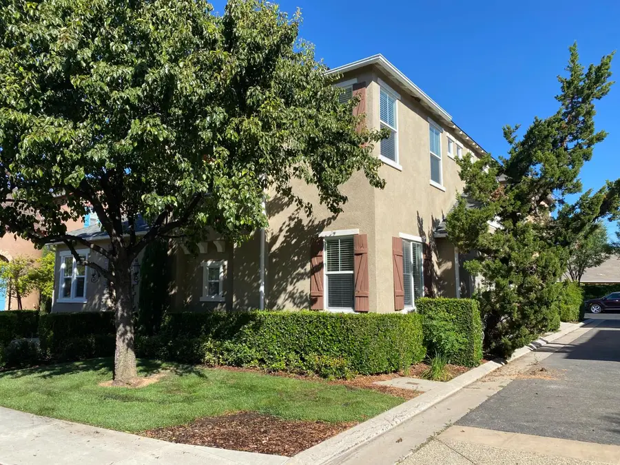 3984 Trenton Avenue, Clovis, CA 93619 - #2