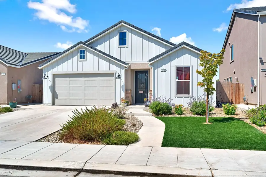 1150 Atlantica Drive S, Madera, CA 93636 - #3