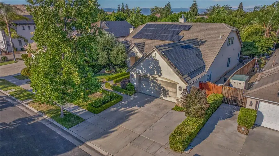 1943 N Douglas Avenue, Clovis, CA 93619 - #3