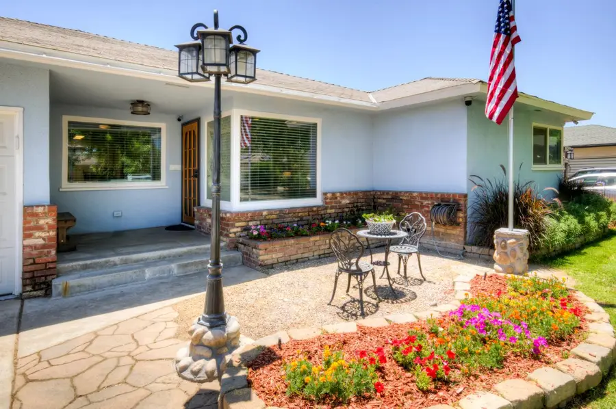 3556 E Donner Avenue, Fresno, CA 93726 - #2