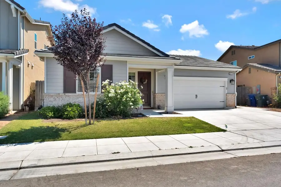 4076 Dennis, Clovis, CA 93619 - #2
