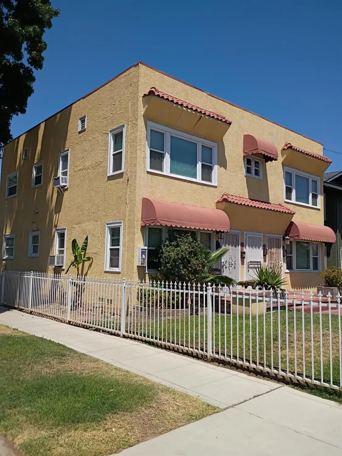 2701 N Wishon Avenue, Fresno, CA 93704 - #1