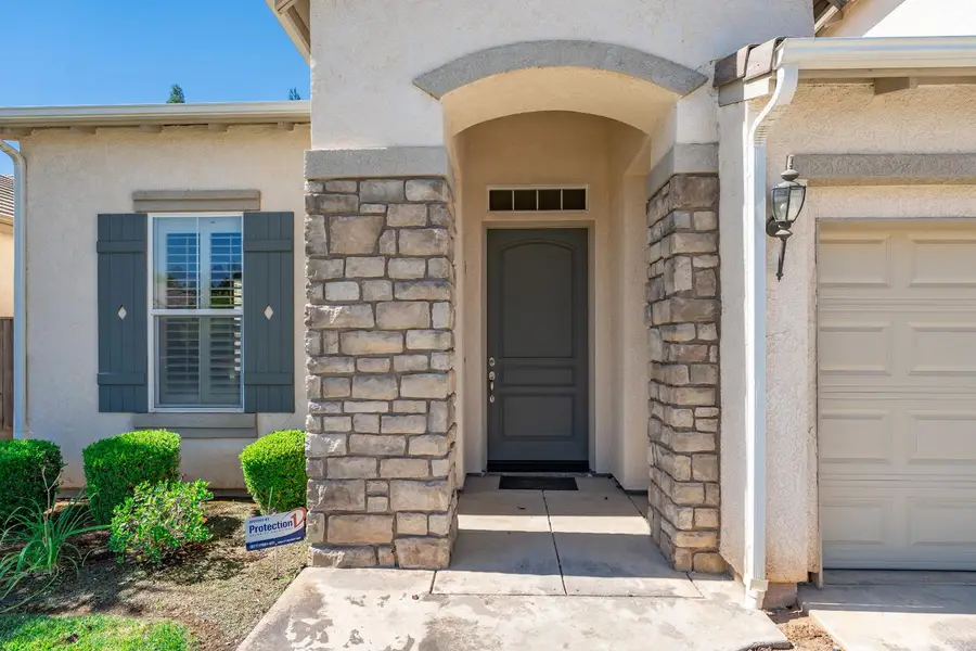 3242 Everglade Avenue, Clovis, CA 93619 - #3