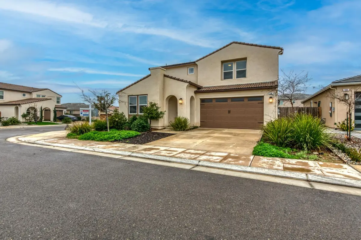 518 Traverse Drive S, Madera, CA 93636 - #1