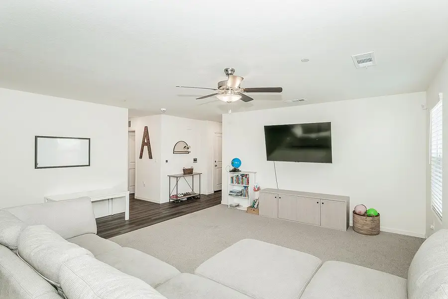 1105 E Packwood, Visalia, CA 93292 - #2