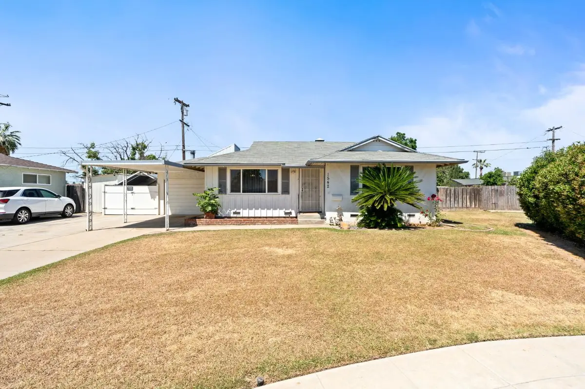 1542 W Sussex Way, Fresno, CA 93705 - #1