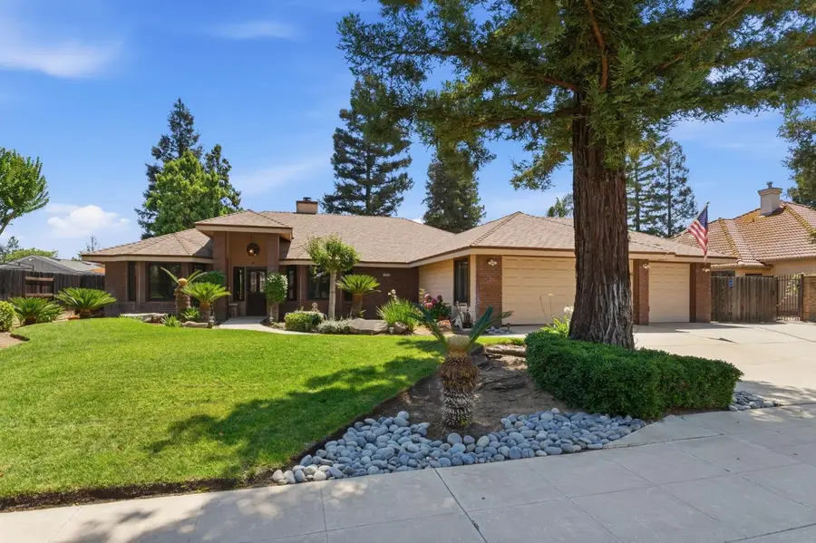 2955 Holly Avenue, Clovis, CA 93611 - #2