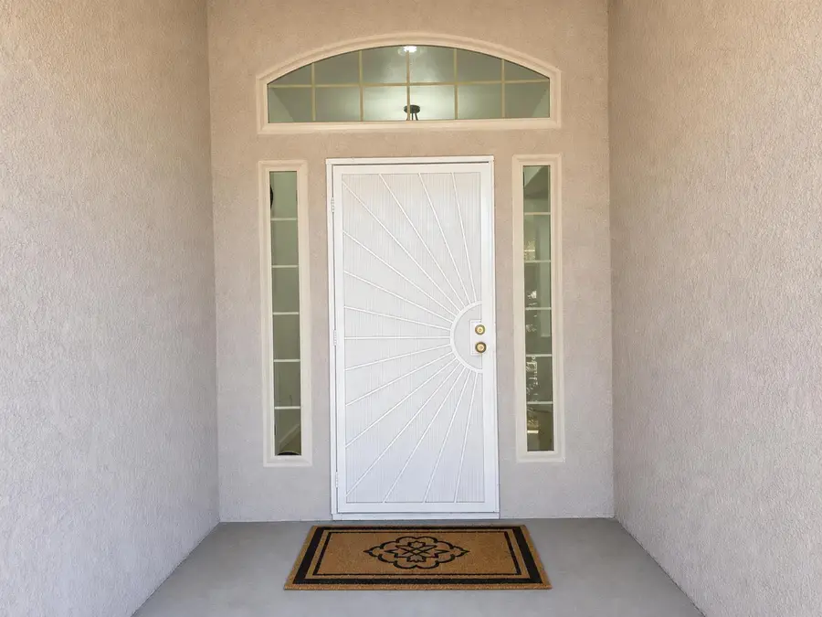 6517 E Amherst Avenue, Fresno, CA 93727 - #2