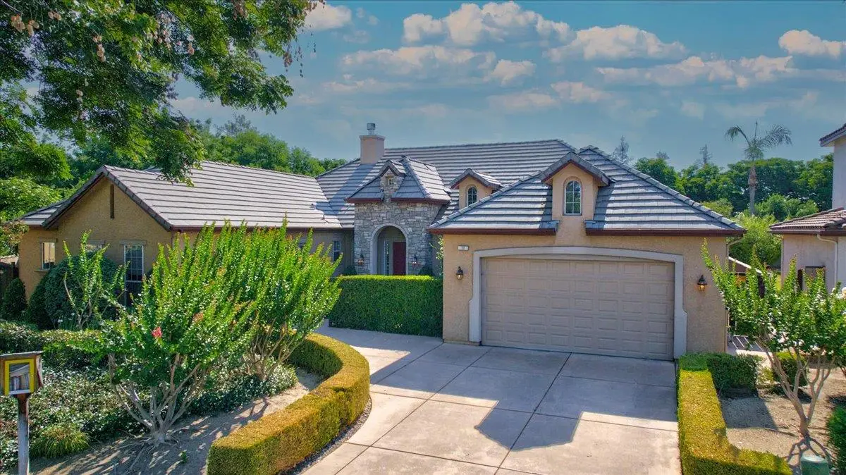 11 W Jordan Avenue, Clovis, CA 93611 - #1