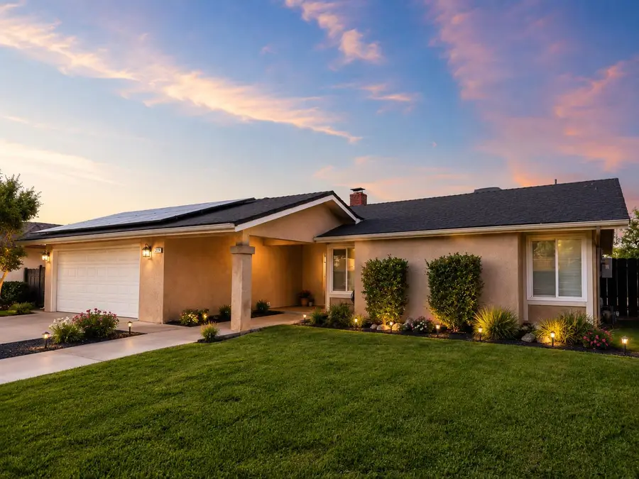 1517 Lincoln, Clovis, CA 93611 - #2