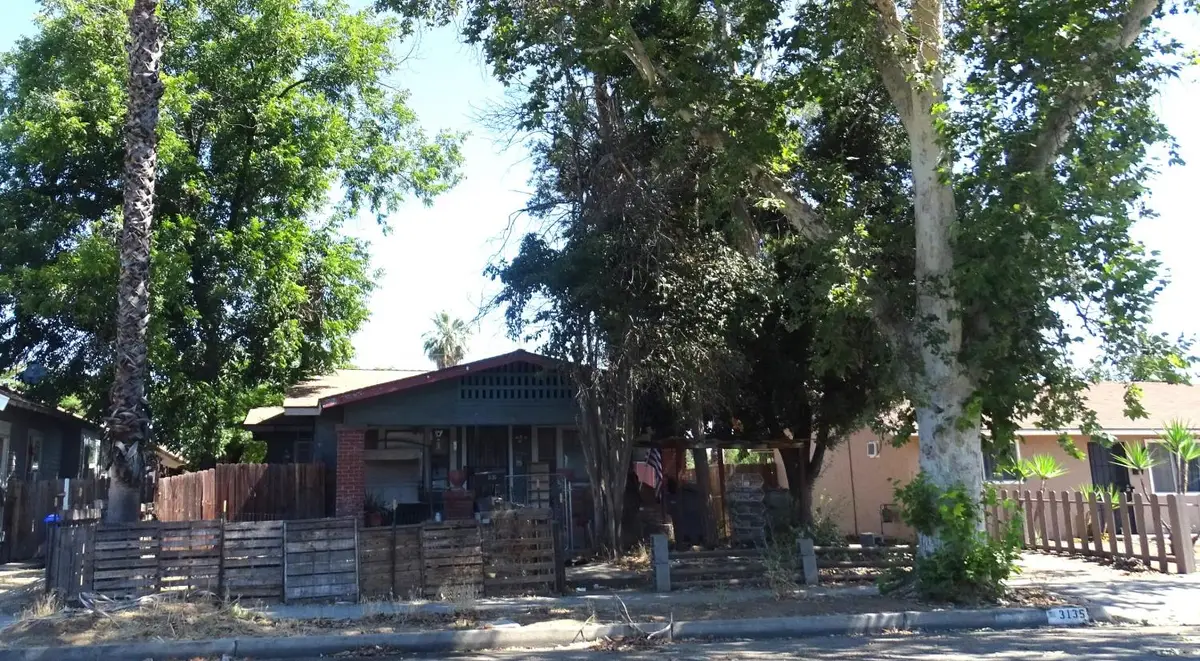 3135 E El Monte Way, Fresno, CA 93702 - #1