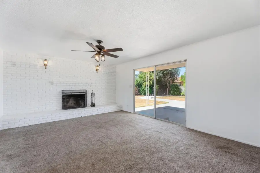 641 E Scott Avenue, Fresno, CA 93710 - #3