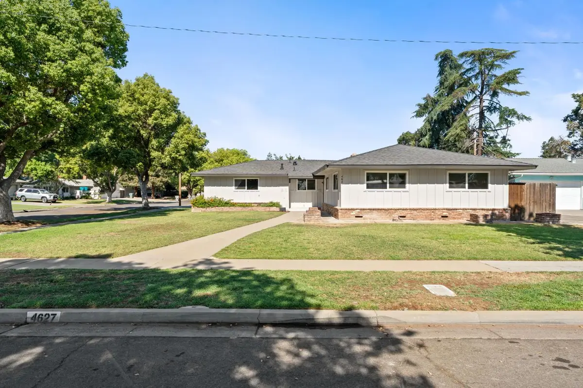 4627 N Ila Avenue, Fresno, CA 93705 - #1