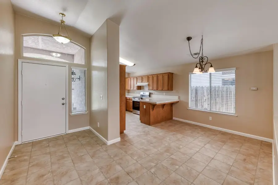 6133 N Marty Avenue, Fresno, CA 93711 - #3