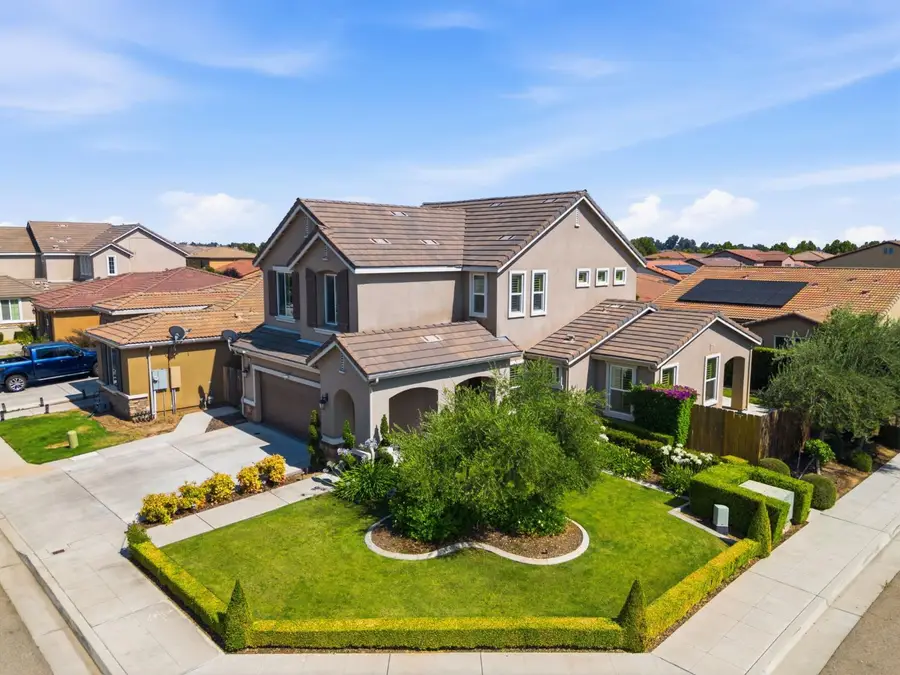 3408 Sussex Ave, Clovis, CA 93619 - #3