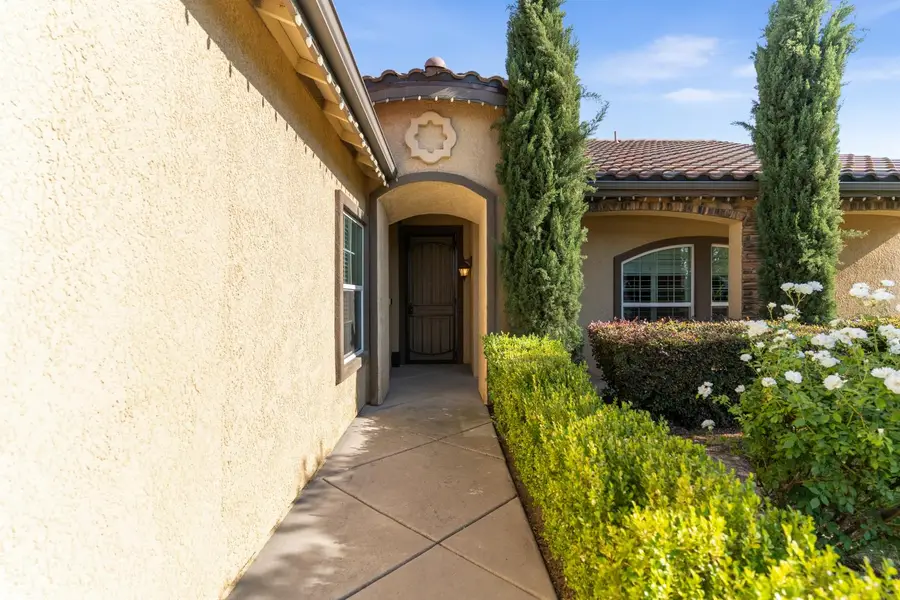 2208 Mesa, Clovis, CA 93611 - #3