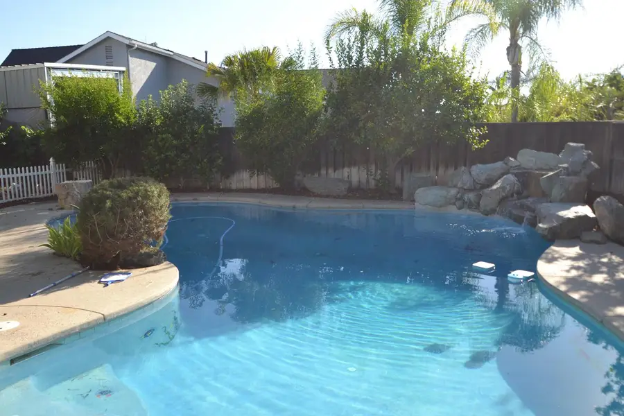 377 Moody Avenue, Clovis, CA 93619 - #3