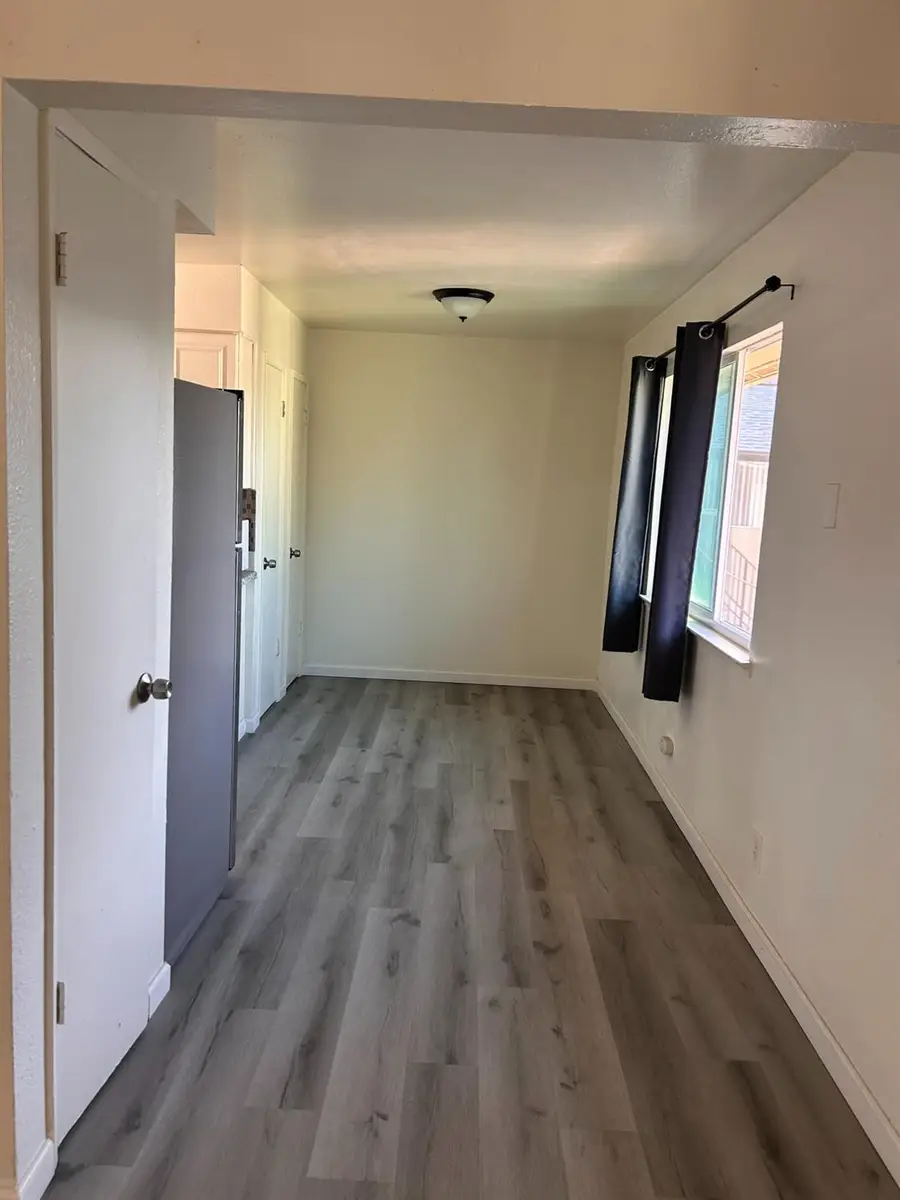 475 N Manila Avenue #202, Fresno, CA 93727 - #3