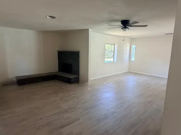 435 S Armstrong, Fresno, CA 93727