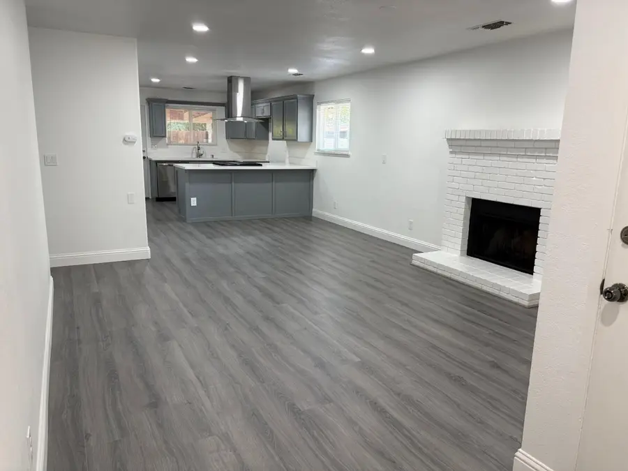 3417 Mitchell Avenue, Selma, CA 93662 - #2
