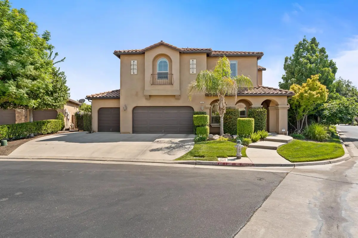 1495 E Via Mirasol Lane, Fresno, CA 93730 - #1