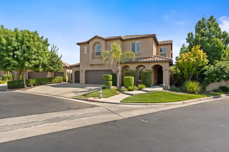 1495 E Via Mirasol Lane, Fresno, CA 93730 - #2