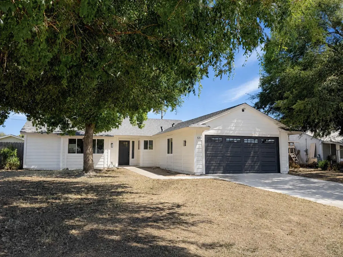 519 Rosehill Drive, Chowchilla, CA 93610 - #1