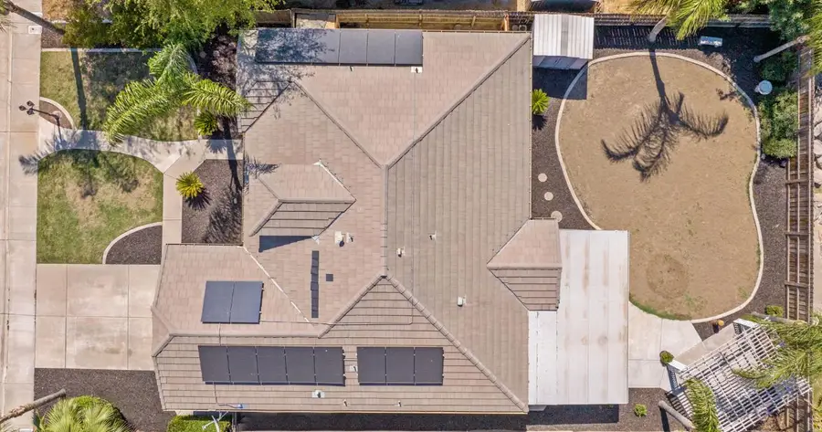 2138 Freedom Street, Hanford, CA 93230 - #2