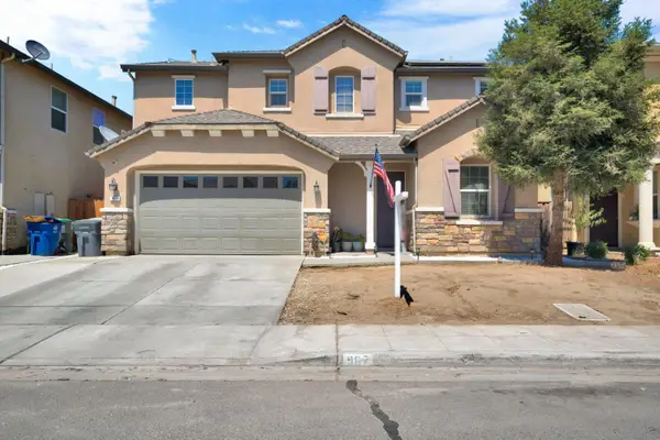 967 Papaya Street, Madera, CA 93638