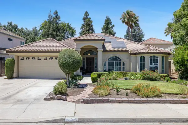 8875 N Woodrow Avenue, Fresno, CA 93720