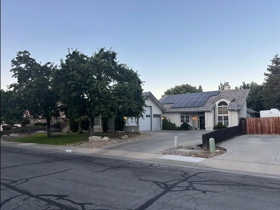 236 Hill View Lane, Coalinga, CA 93210 - #2