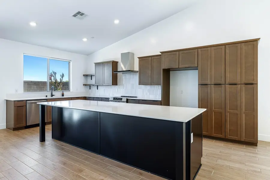 7153 E Harvard Avenue, Fresno, CA 93737 - #2