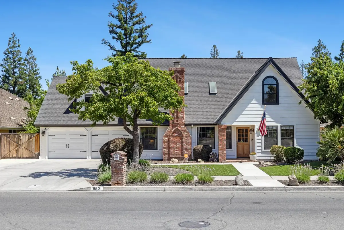 882 E Foxhill Drive, Fresno, CA 93720 - #1