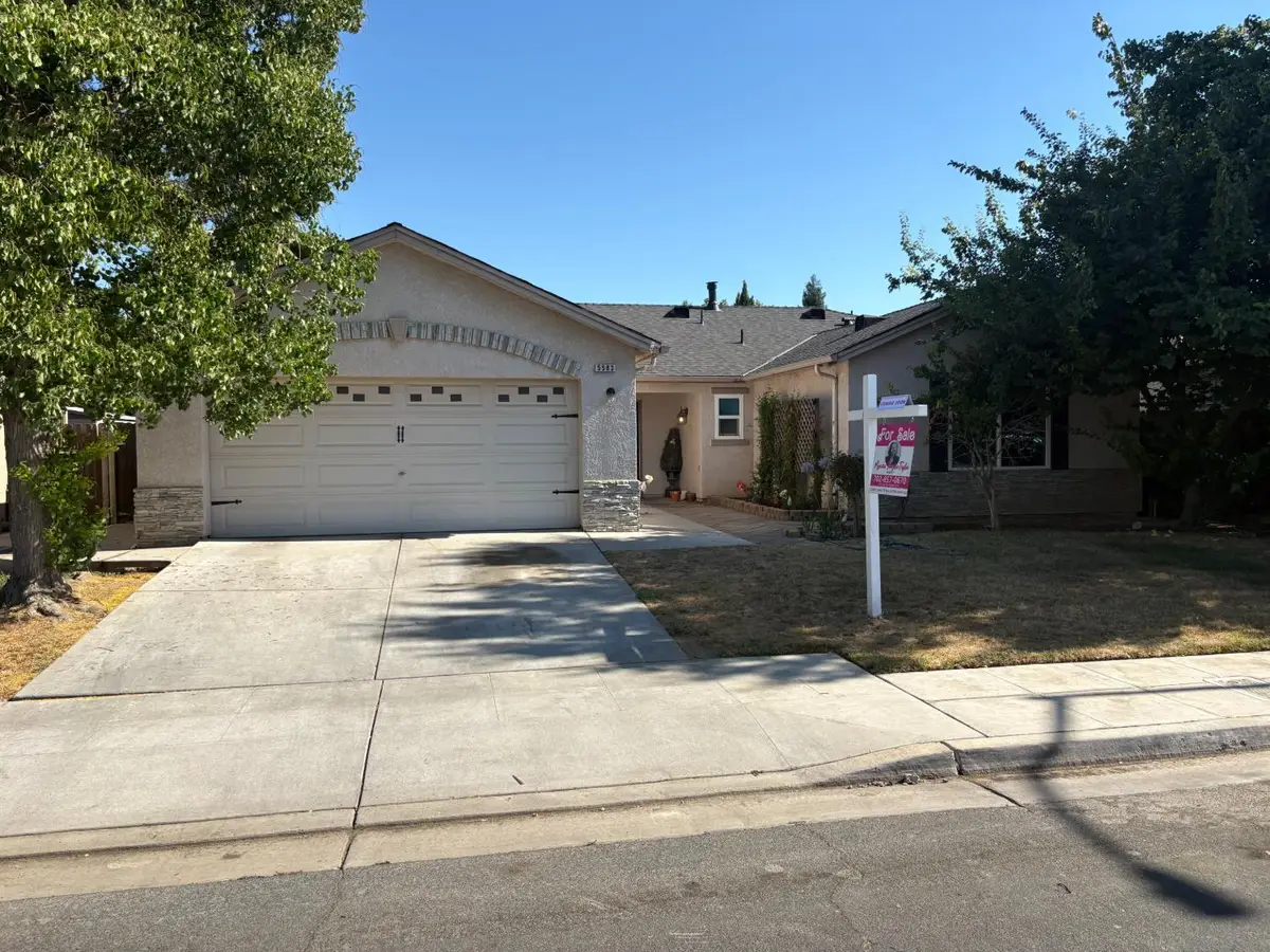 5583 W Floradora Avenue, Fresno, CA 93722 - #1