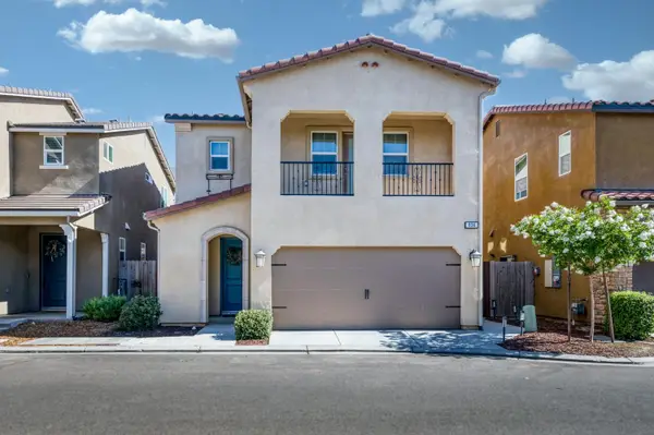 836 Winchell Way W, Madera, CA 93636